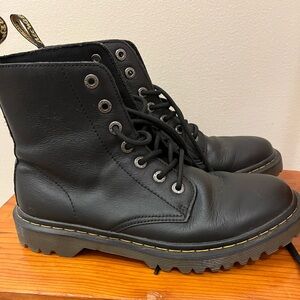 Doc Martens Luana combat boots size 41/9 ladies US